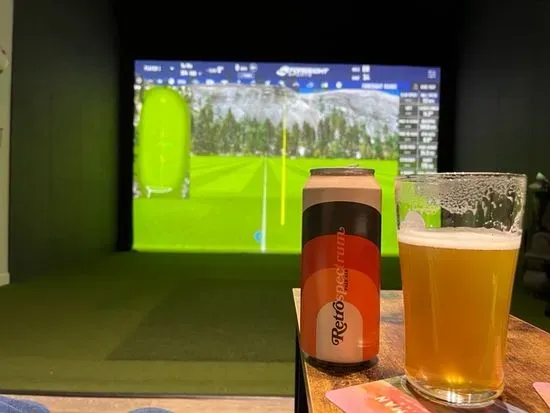 Studio Fore Indoor Golf