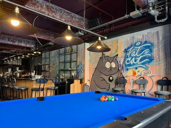 Le Fat Cat Bar Billard