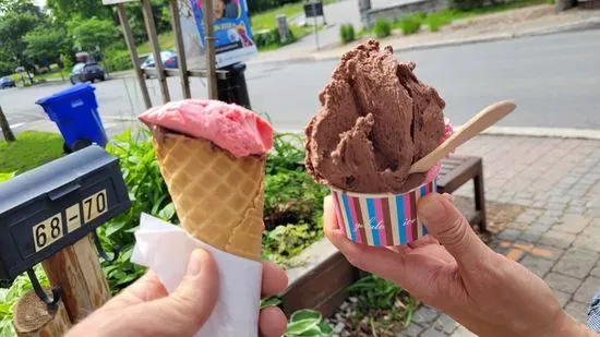 Cassis Home-Made Gelato and Sorbet