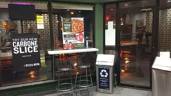 Pizza Nova