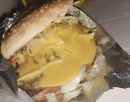 Hamburguesas y costillas al Carbón