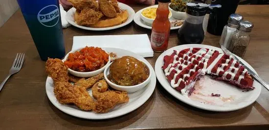 His Place Eatery - Chicken & Waffles, BBQ & Soul Food