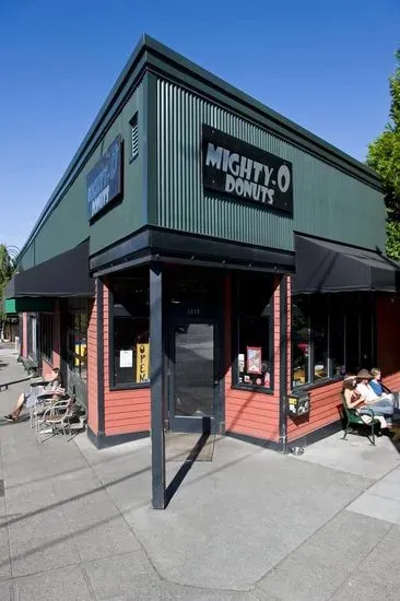 Mighty-O Donuts - Greenlake