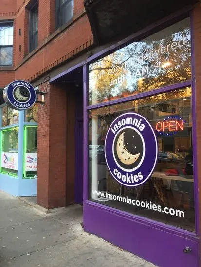 Insomnia Cookies