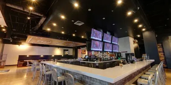 Stadium Sports Bar & Lounge