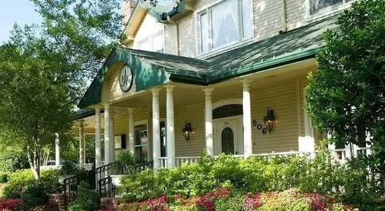 The Sanford House Inn & Spa