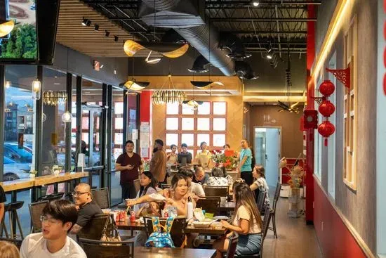 AMA Kitchen | Houston's Innovated Food Hall with Ghost Kitchens