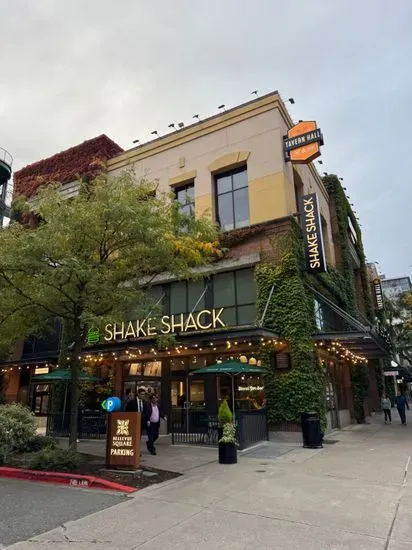 Shake Shack Bellevue Square