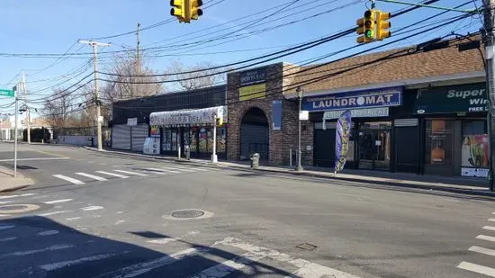 Grand Delfino Bagels & Deli