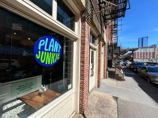 Plant Junkie Front St