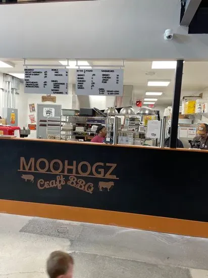 MooHogz Craft BBQ LLC - The Commons