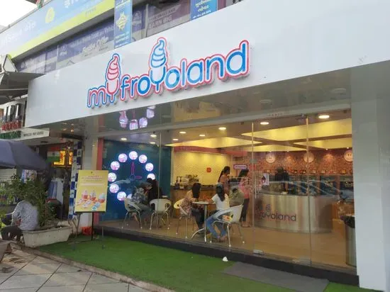 Myfroyoland Premium Frozen Yogurt - Bodakdev, Ahmedabad