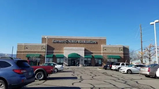 Barnes & Noble