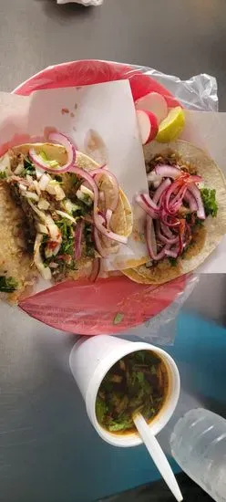 Tacos el Toro. Birria de res