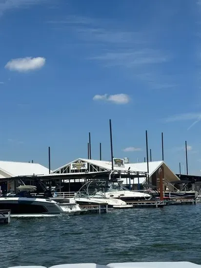 Charlie's Lakeside Bar and Grill