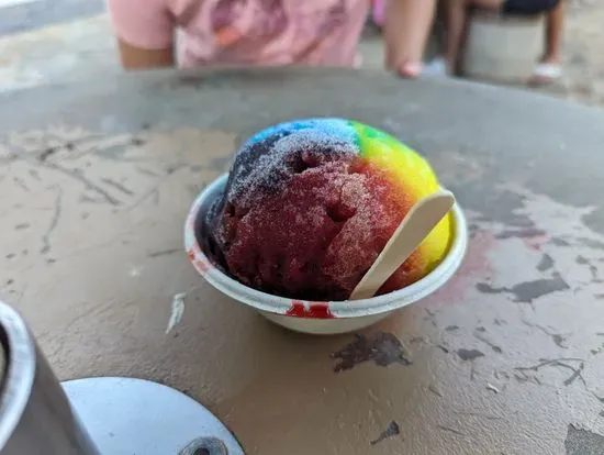 Ululani's Hawaiian Shave Ice - Lahaina