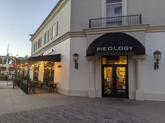 Pieology Pizzeria Bridge Street